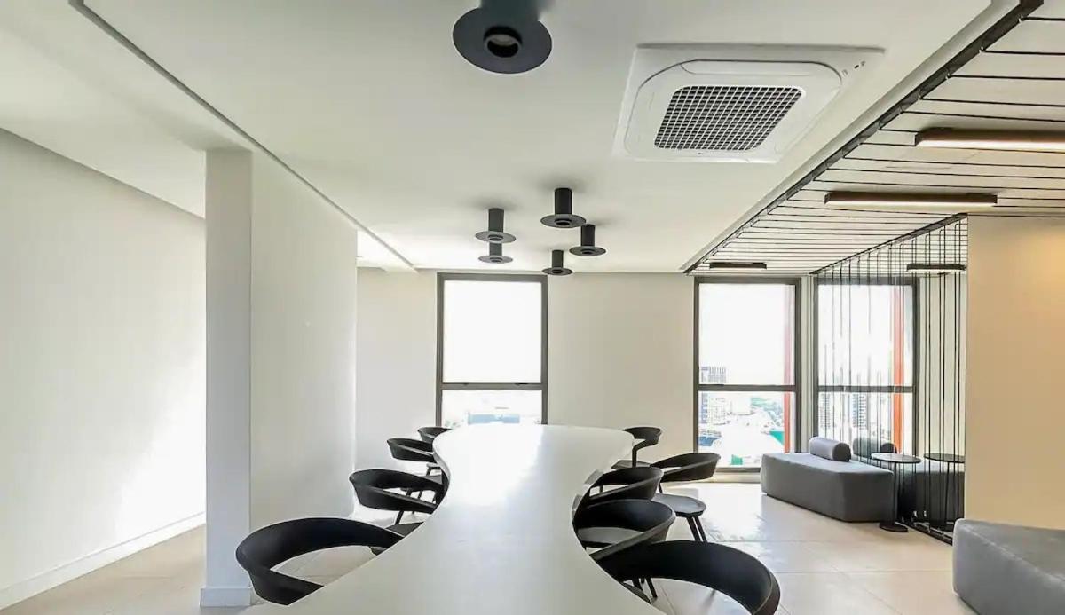 Novo E Luxuoso Ao Lado Do Allianz 公寓 *